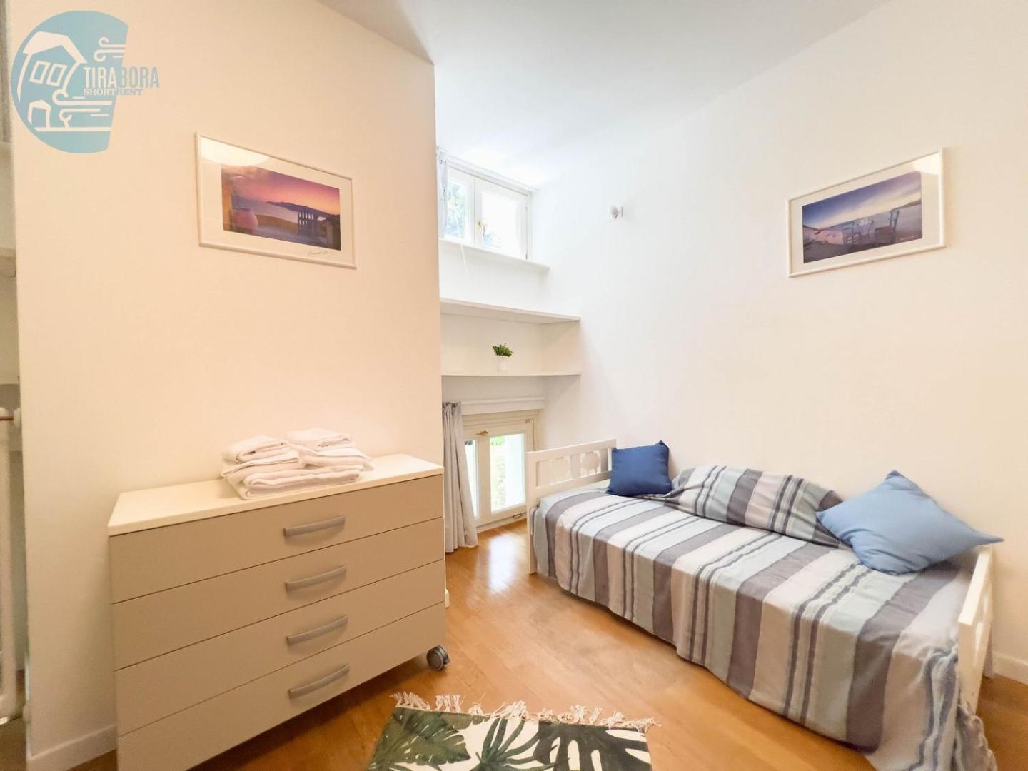 Cattedrale 5 Tirabora Short Rent Apartment Trieste Luaran gambar
